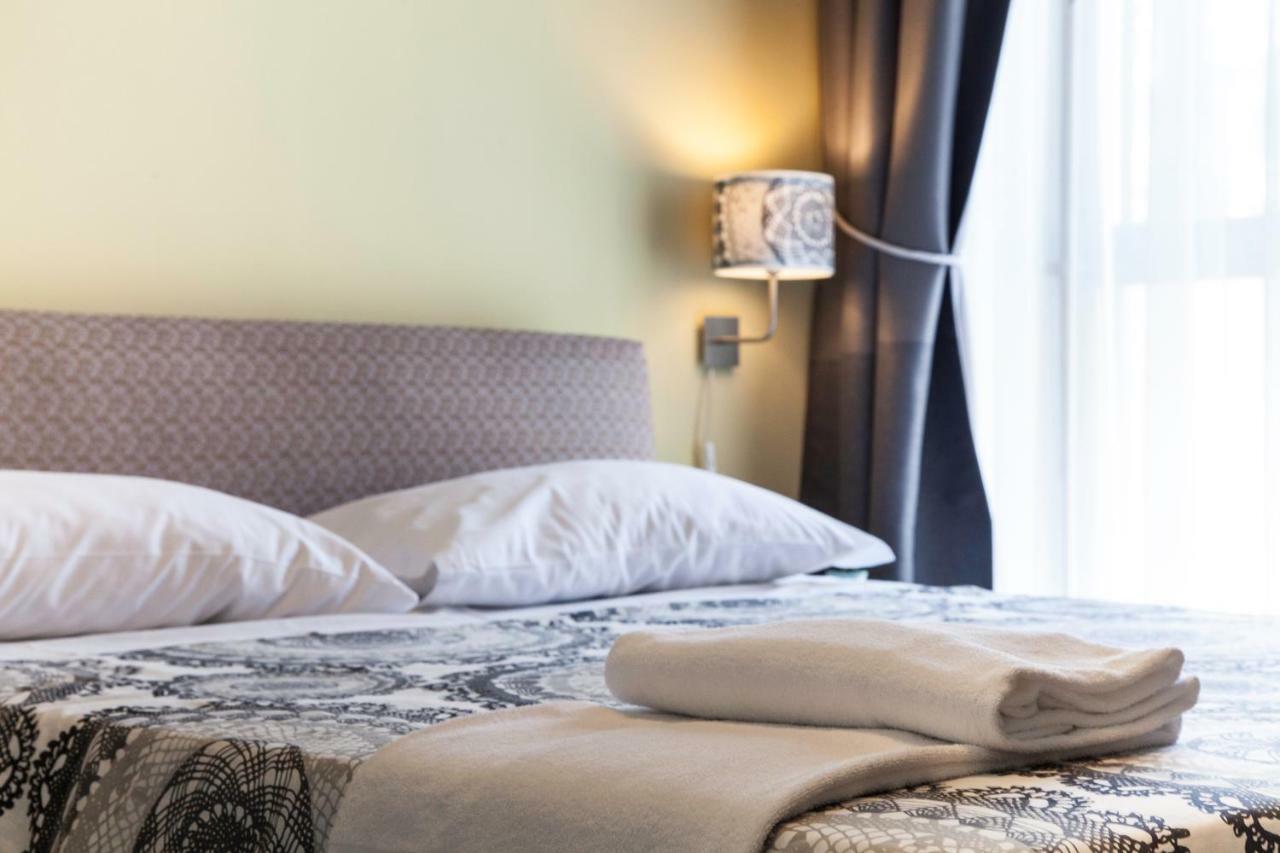 เซนต์ ปีเตอร์ วิว อพาร์ตเมนต์ Hotel โรม ภายนอก รูปภาพ